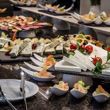 Premier Sands - Full Board Resort 4*