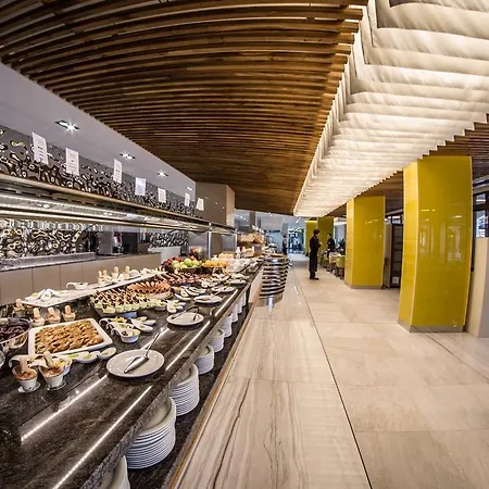 金沙堡普瑞米尔度假酒店 - 全膳宿 4*